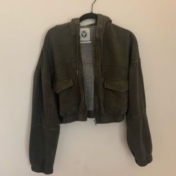 UO CROPPED YOGI HOODIE - Picture 5 of 8